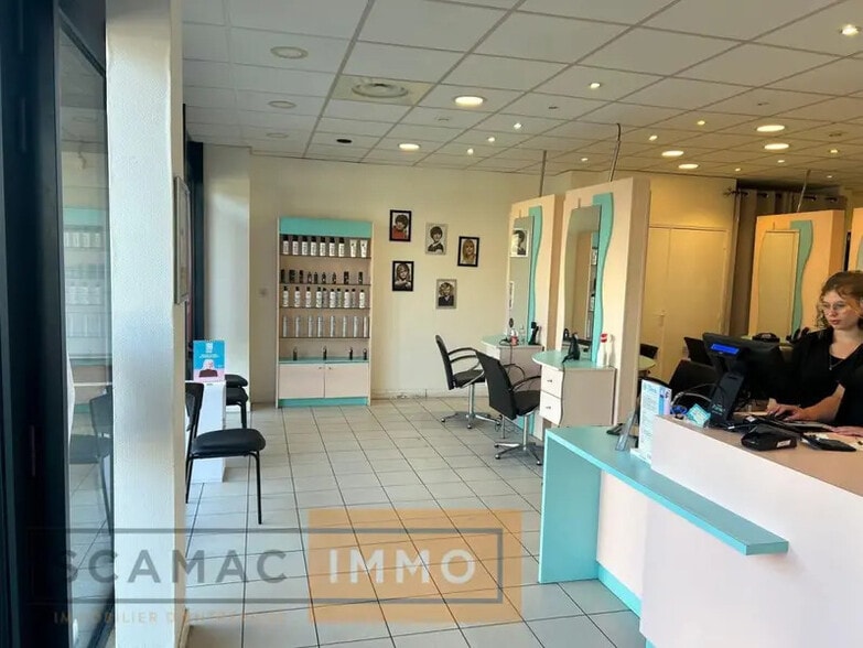 Commerce de détail dans Brétigny-sur-Orge à vendre - Photo intérieure - Image 3 de 7