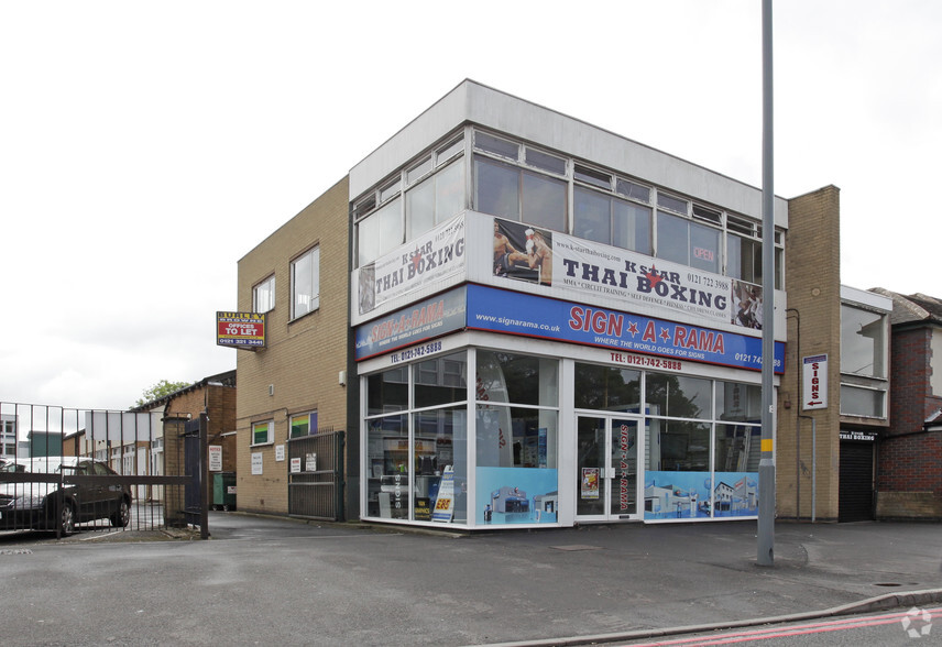 328-330 Hobs Moat Rd, Solihull for lease - Primary Photo - Image 1 of 2