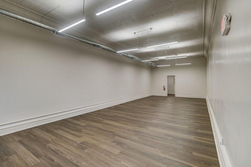 973-975 Mount Vernon Ave, Columbus, OH for lease - Interior Photo - Image 3 of 8