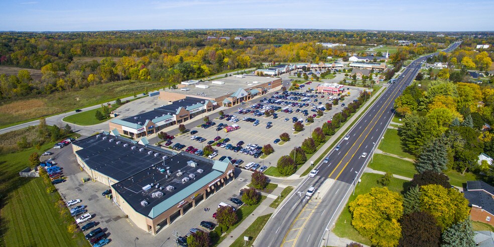 1816-2130 Whittaker Rd, Ypsilanti, MI à louer - Photo du bâtiment - Image 2 de 13