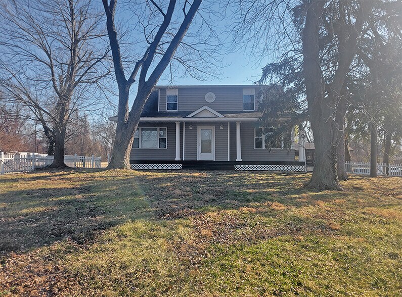 8044 N Illinois St, Caseyville, IL à vendre - Photo du bâtiment - Image 3 de 22