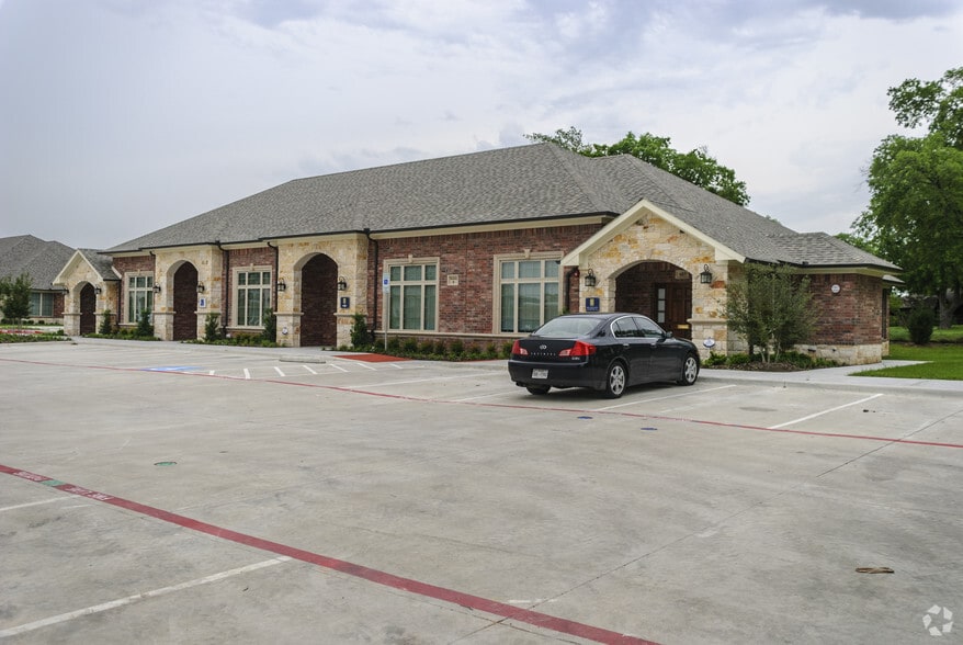 8765 Stockard Dr, Frisco, TX for lease - Building Photo - Image 3 of 11