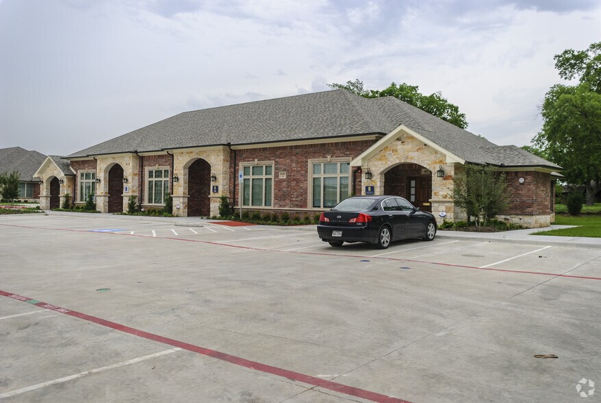 8765 Stockard Dr, Frisco, TX à louer - Photo du bâtiment - Image 3 de 11