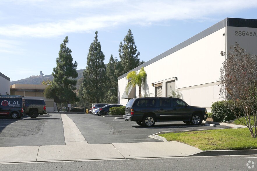 28545 Felix Valdez Ave, Temecula, CA for sale - Building Photo - Image 2 of 5