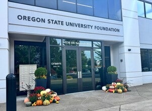 4238 SW Research Way, Corvallis, OR for lease Interior Photo- Image 2 of 7