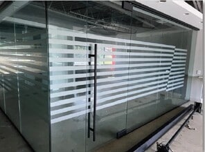 8490-8496 Tyco Rd, Vienna, VA for lease Interior Photo- Image 1 of 5