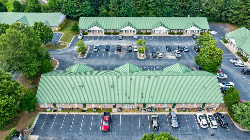 111 Lee Byrd Rd, Loganville, GA à vendre - Photo du bâtiment - Image 3 de 35