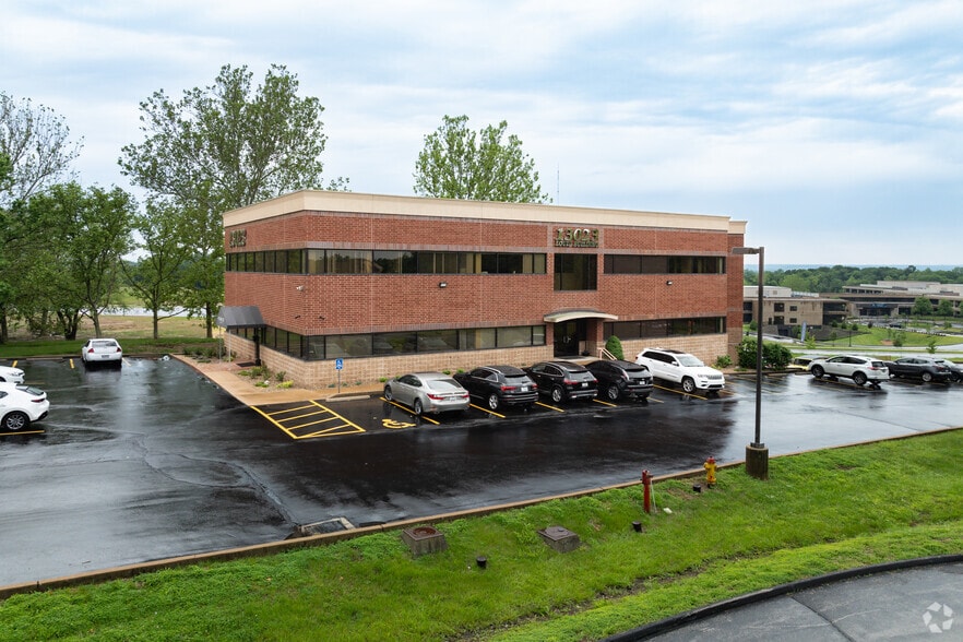 13023 Tesson Ferry Rd, Saint Louis, MO for lease - Primary Photo - Image 1 of 46