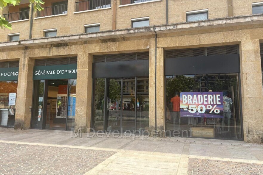 Retail in Aix-en-Provence for lease - Building Photo - Image 3 of 6