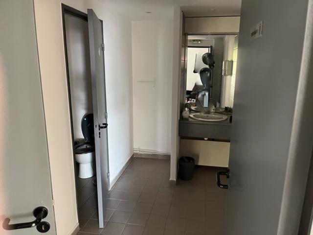 Bureau dans Marseille à louer - Photo du bâtiment - Image 3 de 13