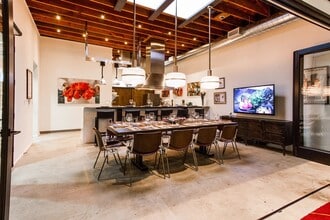 11705-11707 Pico Blvd, Los Angeles, CA à louer Photo intérieure- Image 2 de 10