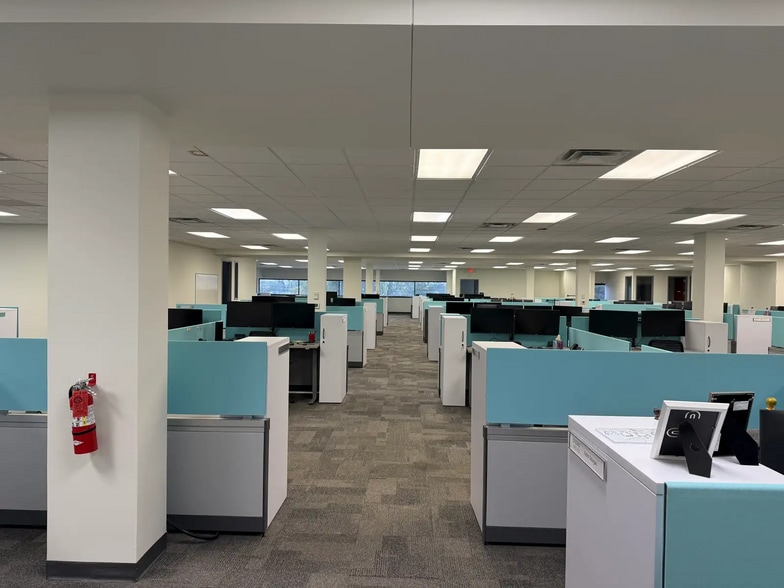 2680 Horizon Dr SE, Grand Rapids, MI for lease - Building Photo - Image 3 of 4