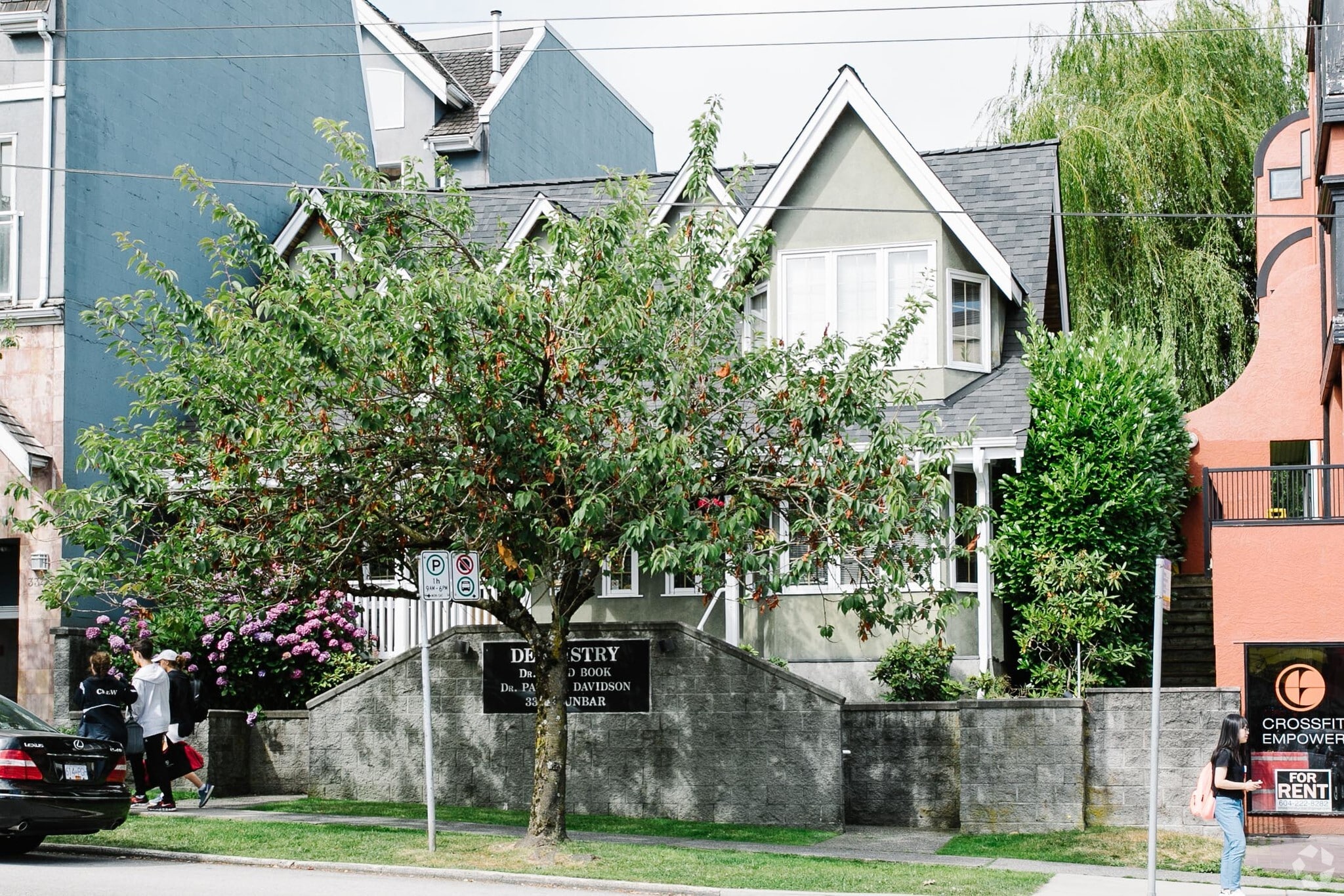 3335 Dunbar St, Vancouver, BC for sale Primary Photo- Image 1 of 14
