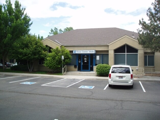 600 Riverpark Ln, Boise, ID for lease - Building Photo - Image 3 of 14