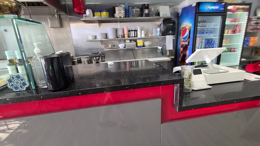 17323-17340 Ventura Blvd, Encino, CA for sale - Commercial Listing Video - Image 1 of 40