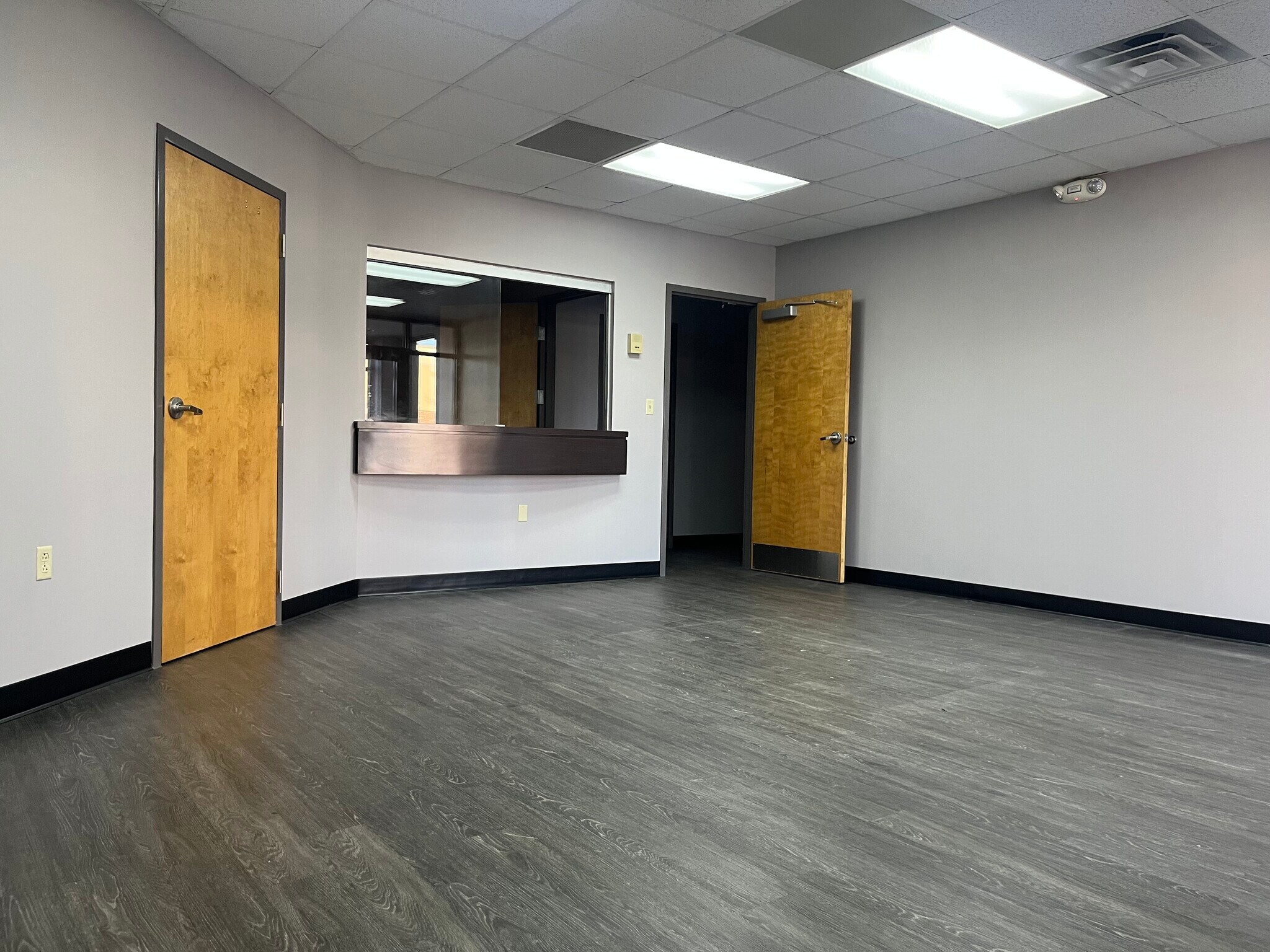 121 E Ravine Rd, Kingsport, TN for lease Building Photo- Image 1 of 13