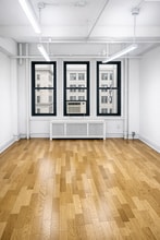 37 W 39th St, New York, NY for lease Interior Photo- Image 1 of 1