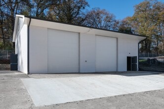 1247 Fleetwood Dr SE, Atlanta, GA for lease Building Photo- Image 2 of 3