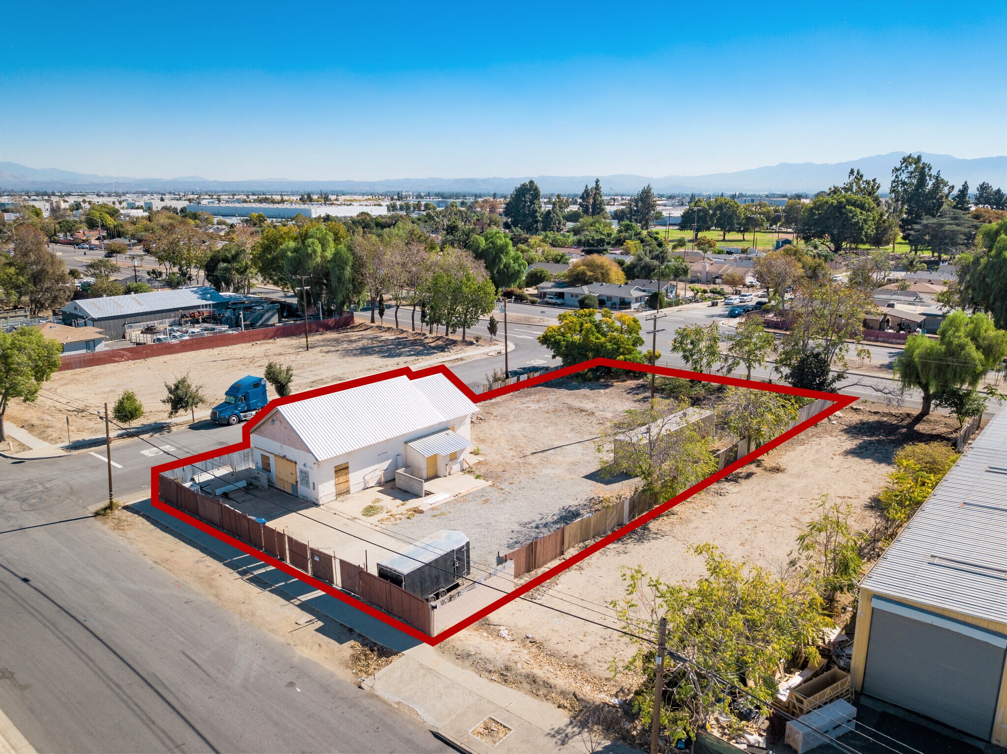 764 E California St, Ontario, CA for lease Primary Photo- Image 1 of 13