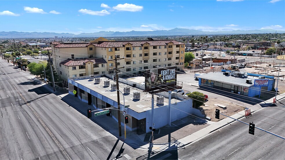 1200-1210 Stewart Ave, Las Vegas, NV à louer - Photo du bâtiment - Image 2 de 45