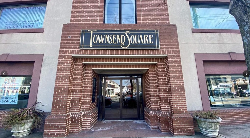 99-111 South St, Oyster Bay, NY for lease - Building Photo - Image 2 of 7