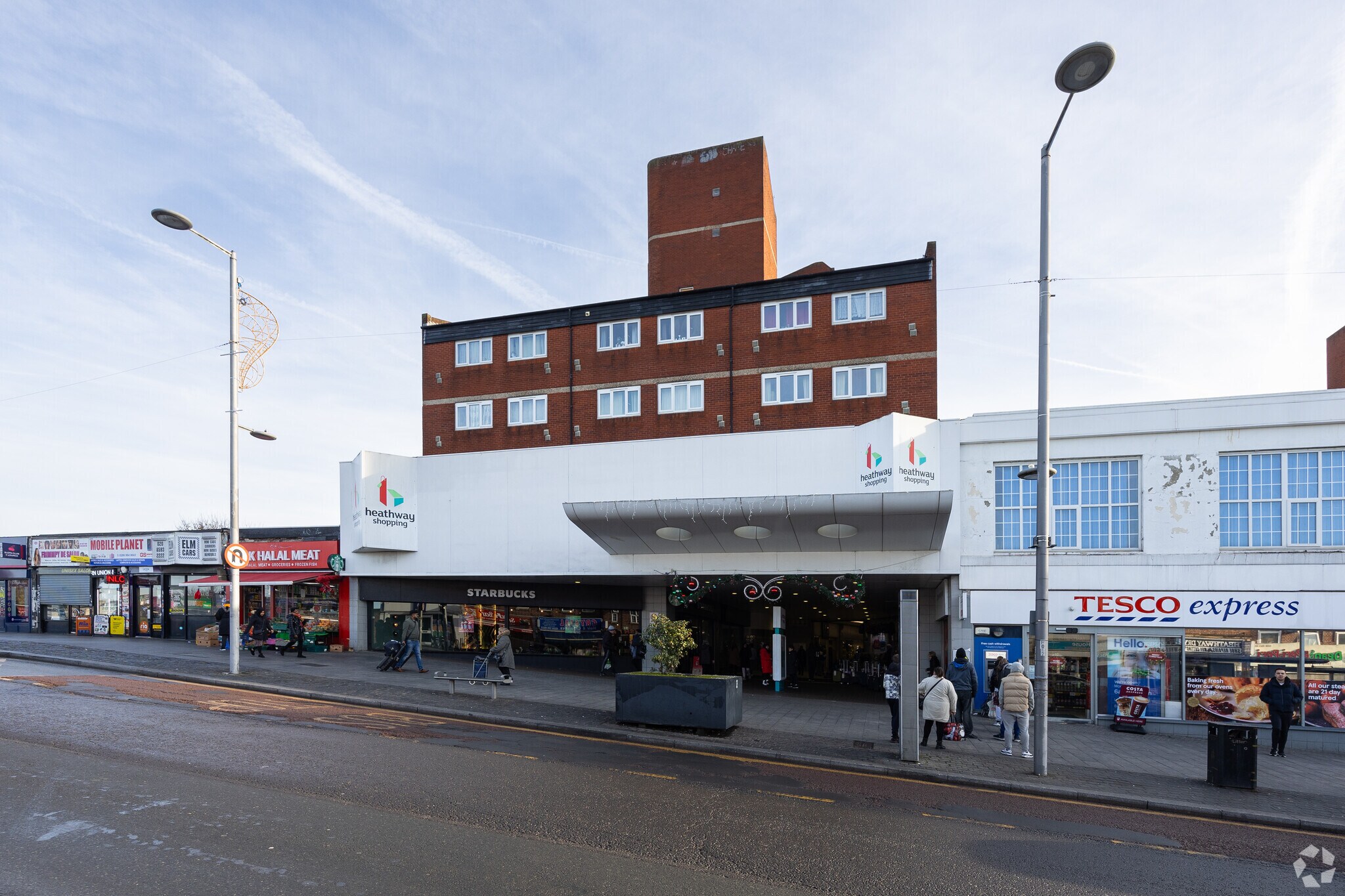 Heathway, Dagenham à louer Photo principale- Image 1 de 3