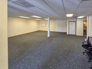 755 SW 7th St, Redmond, OR for lease Interior Photo- Image 2 of 3