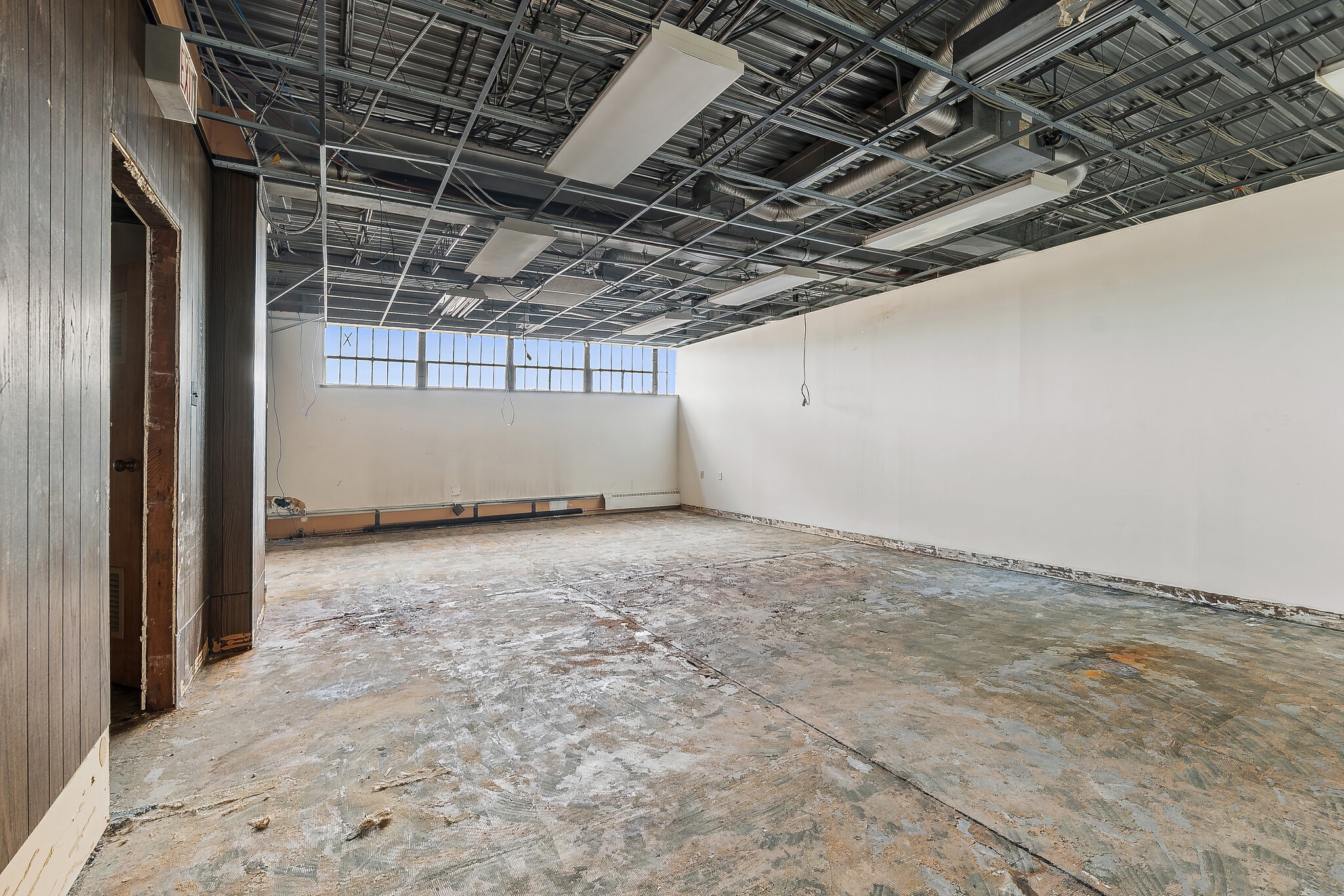 90 E Union St, Wilkes Barre, PA for lease Interior Photo- Image 1 of 25