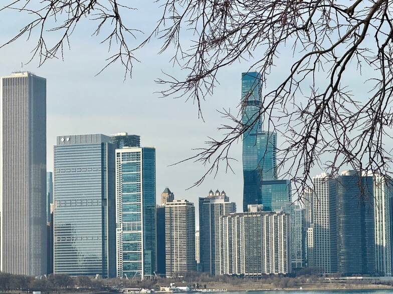 400 E Randolph St, Chicago, IL à vendre - Photo du bâtiment - Image 1 de 39