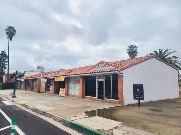 741-745 N Fulton St, Fresno, CA à louer - Photo du bâtiment - Image 2 de 2