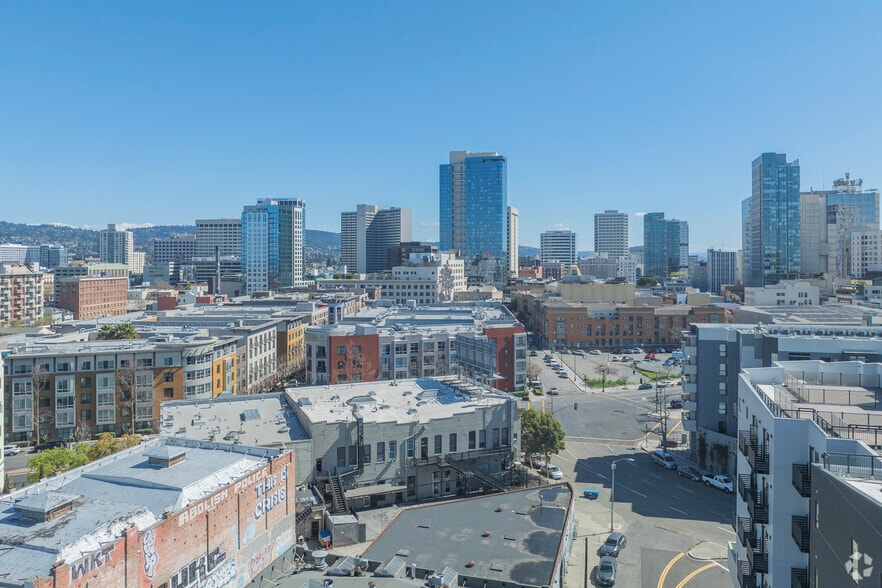 1901-1915 San Pablo Ave, Oakland, CA for lease - Aerial - Image 3 of 17