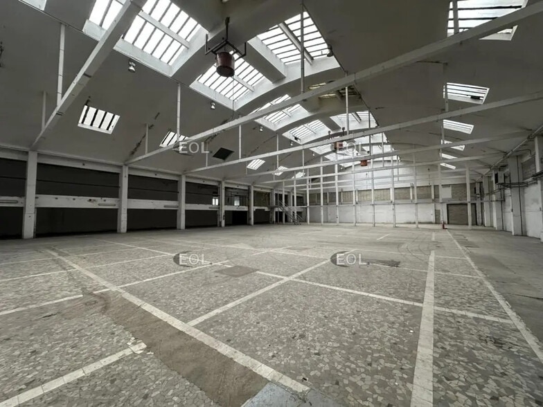 Industrial in La Courneuve for lease - Interior Photo - Image 2 of 6