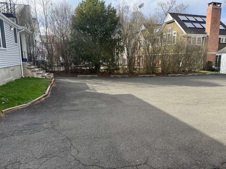 107 Washington St, Morristown, NJ à louer - Photo du bâtiment - Image 2 de 9