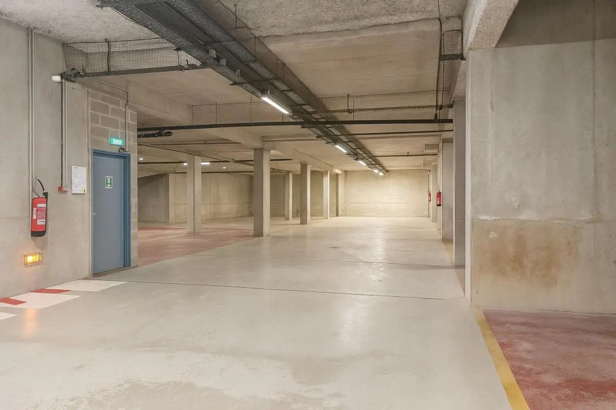 Industrial in Malakoff for lease Interior Photo- Image 1 of 7