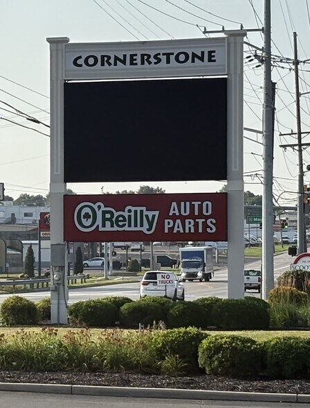 4727 Dixie Hwy, Fairfield, OH à louer - Photo du bâtiment - Image 3 de 4