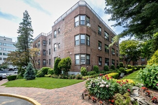 More details for 4 Town House Pl, Great Neck, NY - Office/Medical for Lease