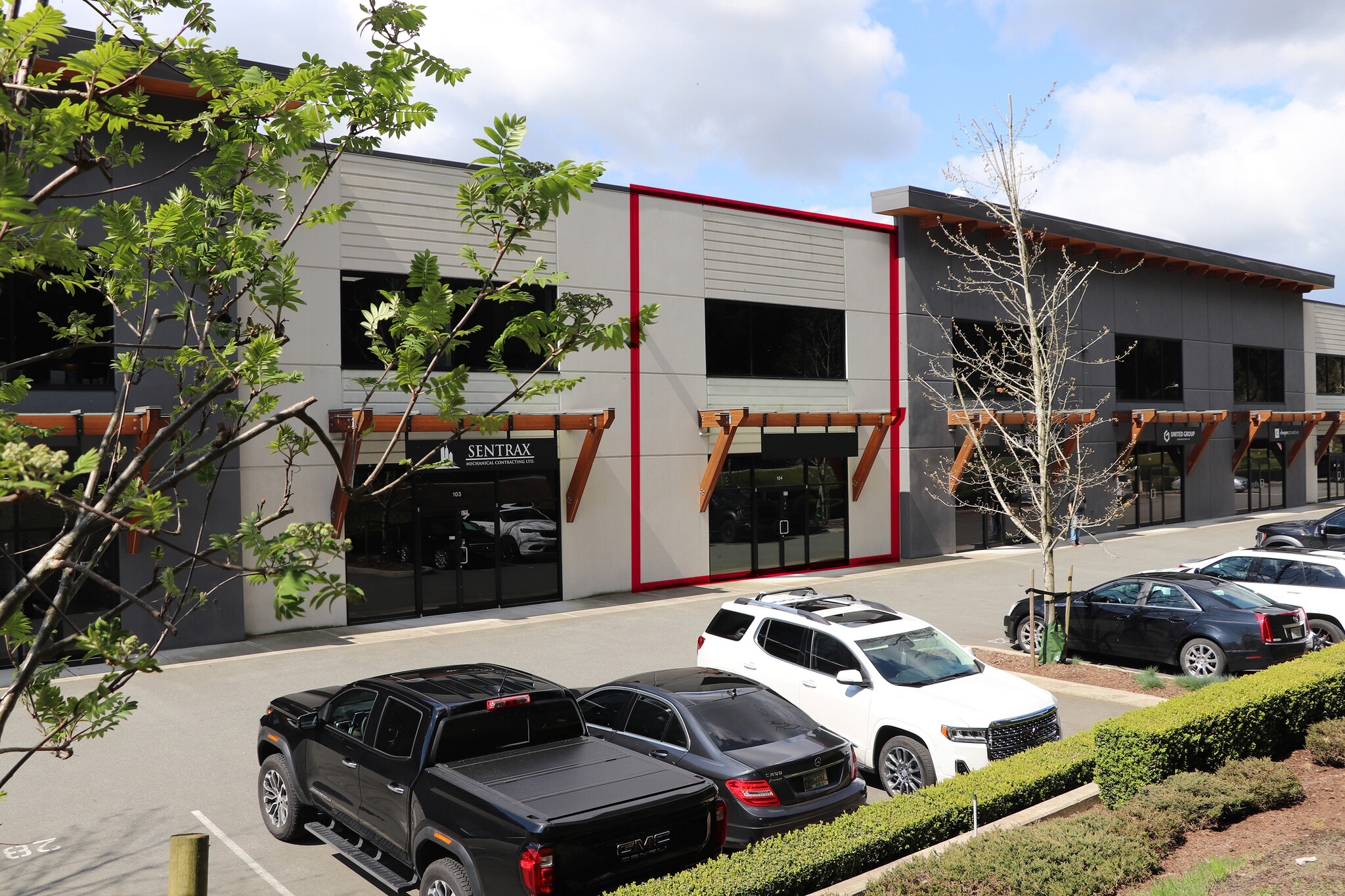 19181 34A Av, Surrey, BC for lease Interior Photo- Image 1 of 20