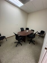 2480 33rd St, Orlando, FL for lease Interior Photo- Image 2 of 4