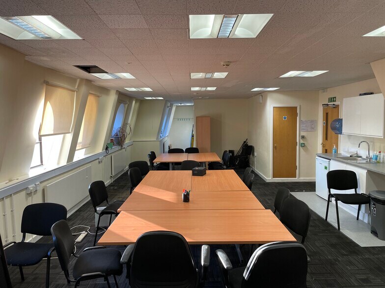 115 High St, Croydon à louer - Photo intérieure - Image 3 de 9