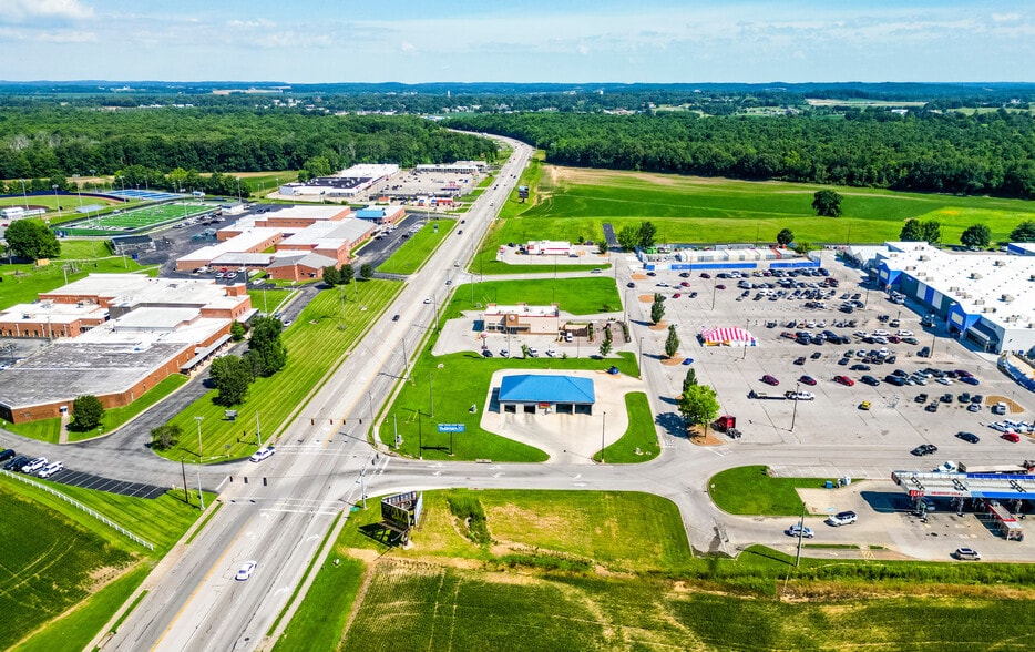 1697 N Main St, Beaver Dam, KY for sale - Building Photo - Image 3 of 10