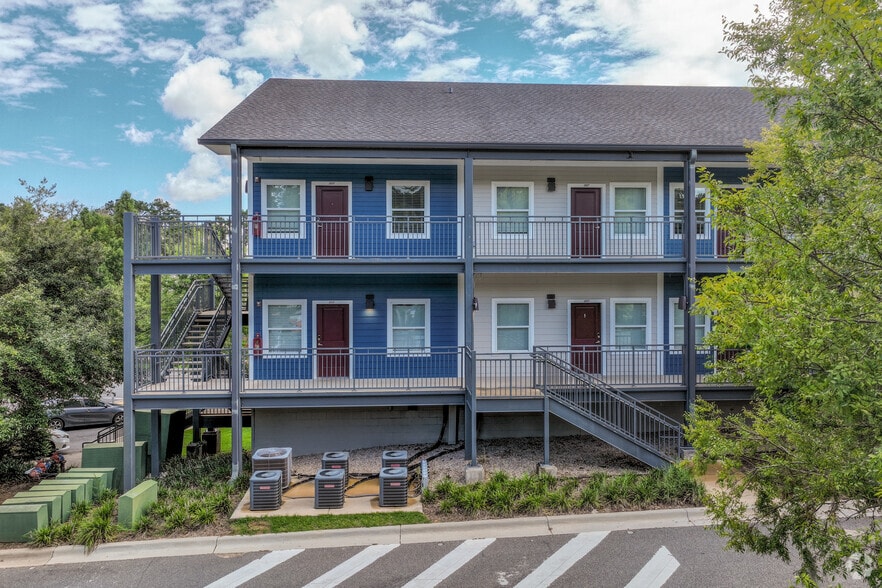 3554 Austin Davis Ave, Tallahassee, FL for sale - Building Photo - Image 2 of 4
