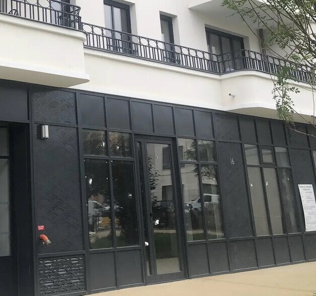 Bureau dans Clamart à vendre - Photo du bâtiment - Image 1 de 4