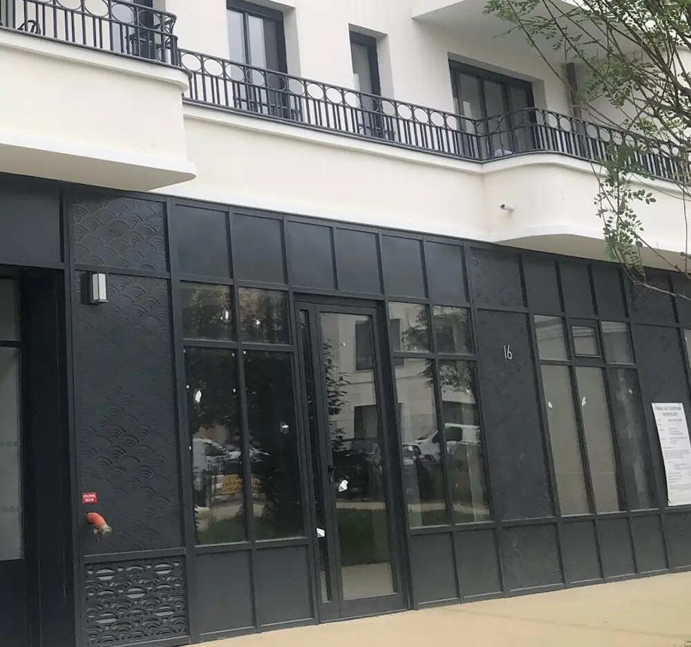 Office in Clamart for sale Building Photo- Image 1 of 5