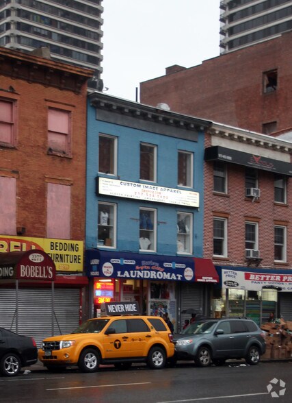 2275 3rd Ave, New York, NY à louer - Photo du bâtiment - Image 2 de 3