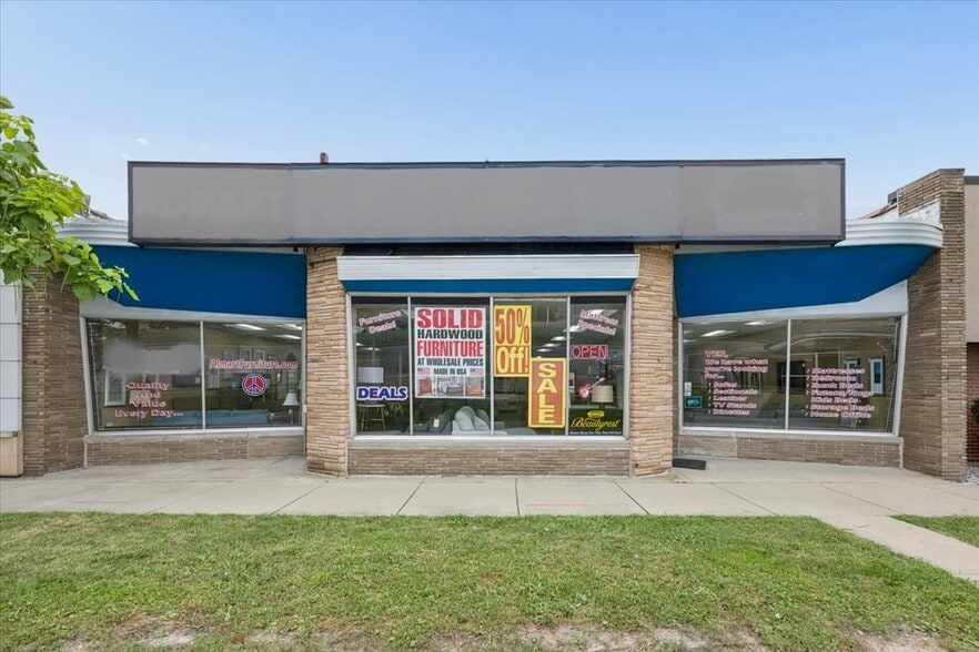 7045 W North Ave, Oak Park, IL for sale - Building Photo - Image 2 of 21