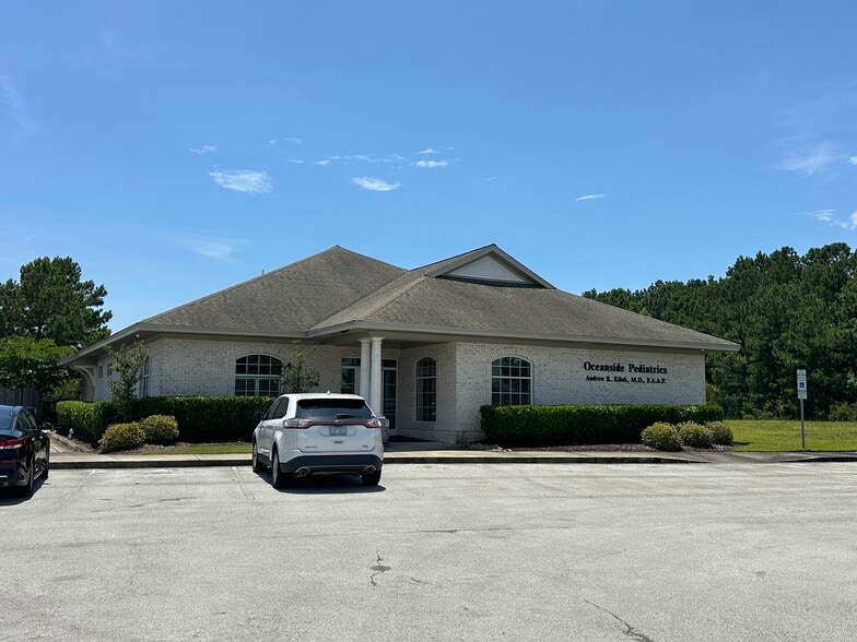 3701 John Platt Dr, Morehead City, NC for sale - Building Photo - Image 1 of 12