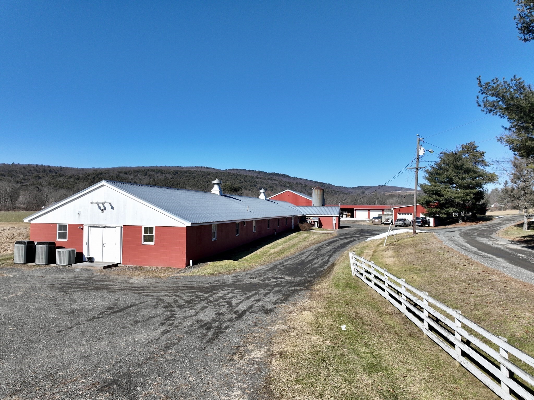 47 Cross St, Bernardston, MA for sale Primary Photo- Image 1 of 13