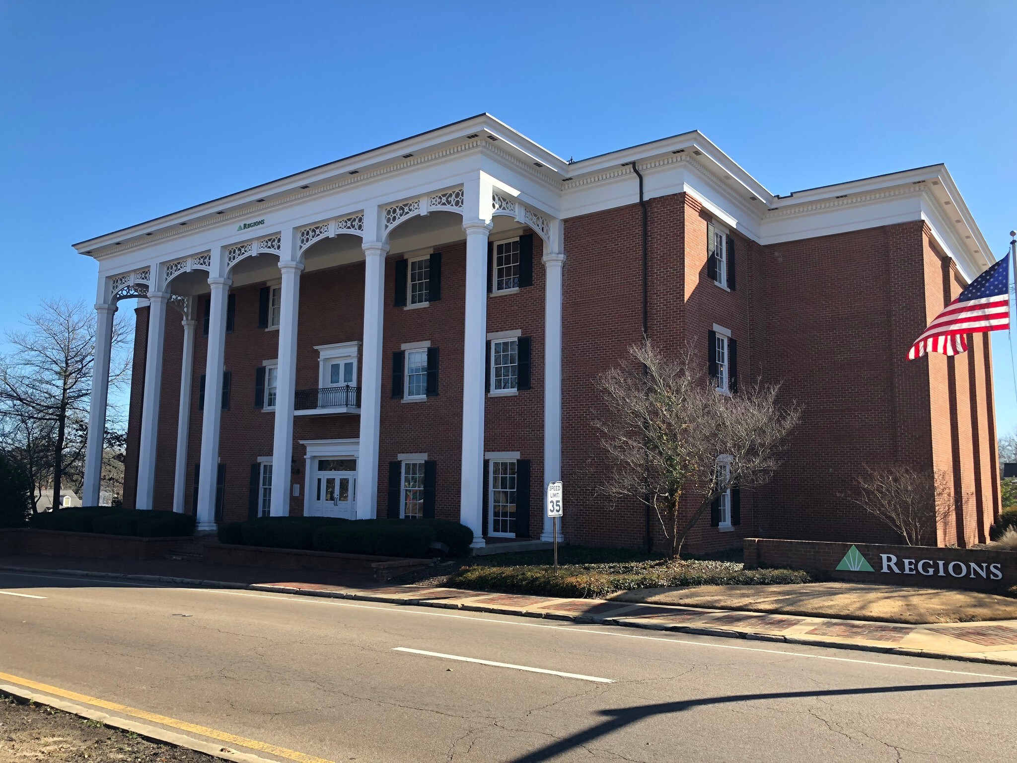 710 Main St, Columbus, MS for sale Primary Photo- Image 1 of 12