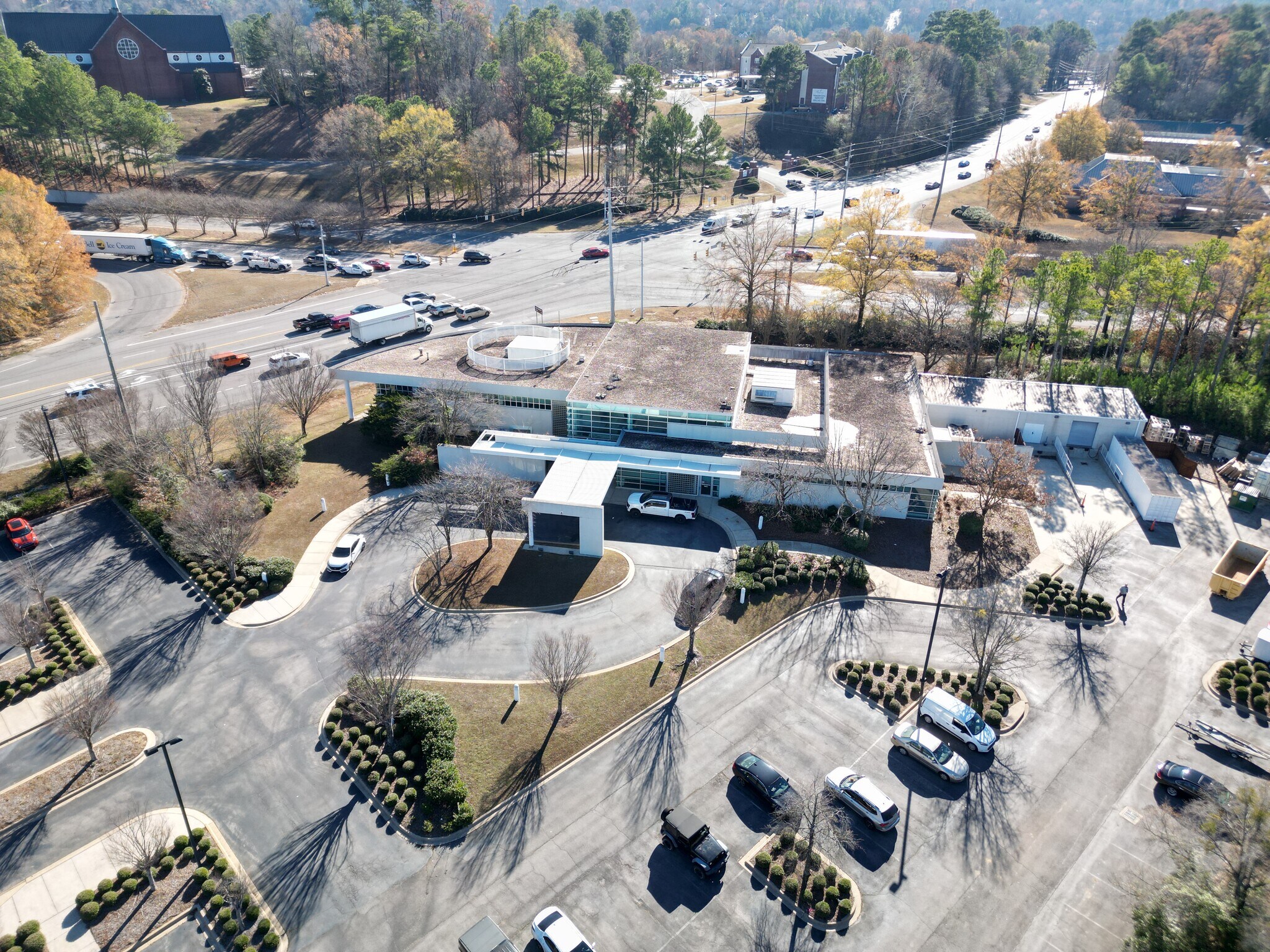 600 Lakeshore Pky, Birmingham, AL à louer Aérien- Image 1 de 6