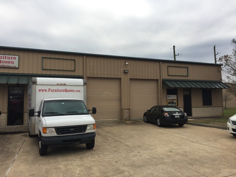 1430 Vanderwilt Ln, Katy, TX for sale - Building Photo - Image 3 of 7